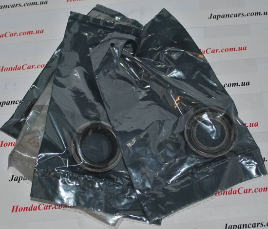 Кольцо уплотнительное свечного колодца Honda 12342-RYE-004