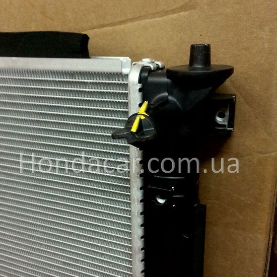 Радиатор двигателя Honda 19010-5BA-A01