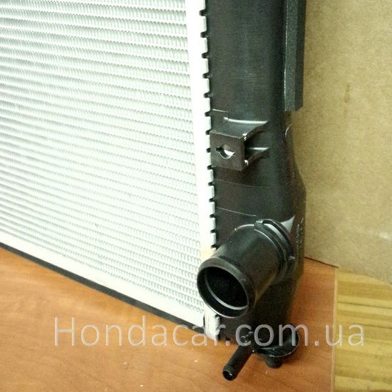 Радиатор двигателя Honda 19010-5BA-A01