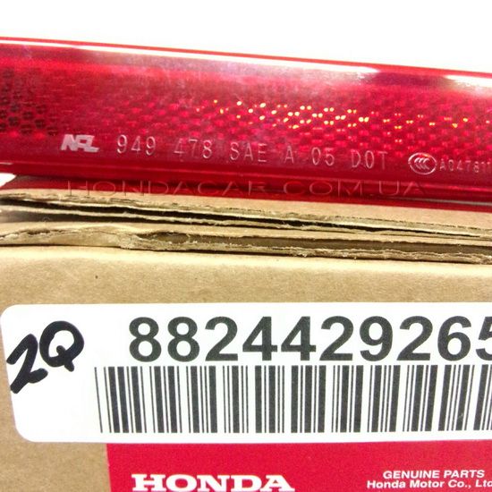Светоотражатель (катафот) левый заднего бампера Honda 33555-STX-A01