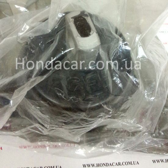 Подушка двигателя правая Honda 50820-SEP-A03