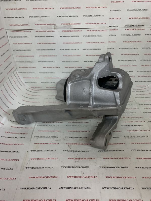 Подушка двигателя правая Honda 50820-TBA-A04