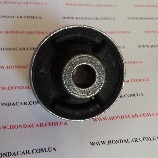 Сайлентблок рычага переднего передний Honda 51391-S5A-305