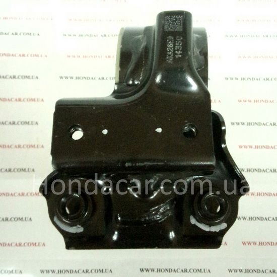 Сайлентблок переднего нижнего рычага правый Honda 51395-T0A-A01