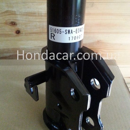 Амортизатор передній правий Honda 51605-SWA-E04