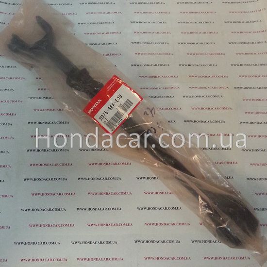 Рычаг задней подвески продольный нижний правый Honda 52370-SEA-E00