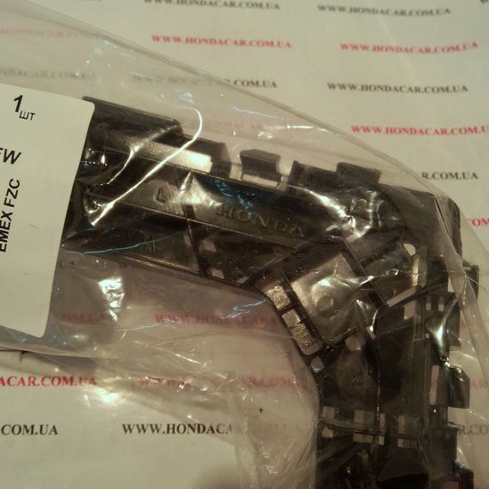 Кронштейн крепления заднего бампера левый Honda 71598-T0A-A01