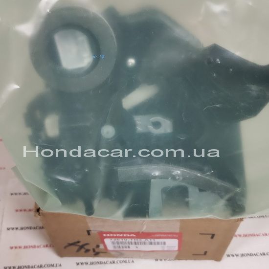 Замок правой задней двери Honda 72610-TR3-A11