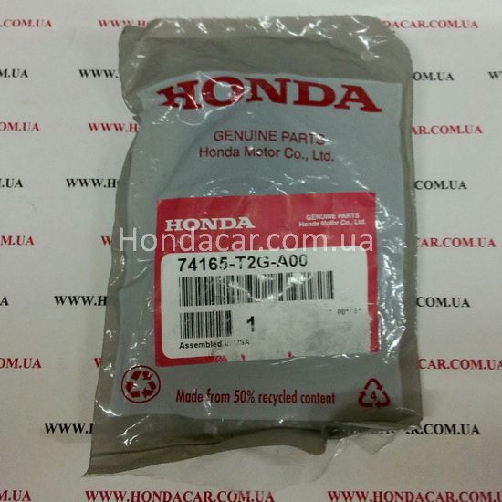 Левая петля стойки капота Honda 74165-T2G-A00