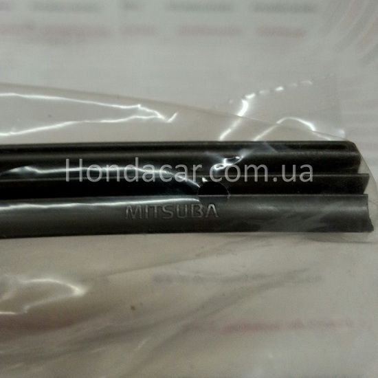 Резинка щетки стеклоочистителя водительская (700 MM) левая Honda 76622-SYV-A02