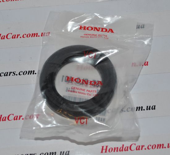 Сальник приводного вала левого Honda 91205-PL3-A01