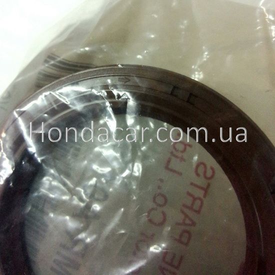 Сальник коленвала передний Honda 91212-5MR-A01