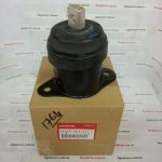 Подушка двигателя правая Honda 50820-SEA-E11