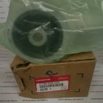 Сайлентблок переднего нижнего рычага правый Honda 51390-SZA-A05