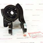 Сайлентблок переднего рычага задний правый Honda 51395-SWA-E02