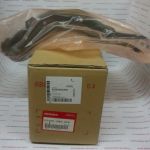 Рычаг задней подвески верхний правый Honda 52390-SNA-900