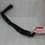 Кронштейн крепления переднего бампера левый Honda 71190-SNB-000