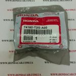 Правая петля стойки капота Honda 74160-T2G-A00