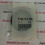 Сальник привода коробки передач левый Honda 91205-PL3-B01