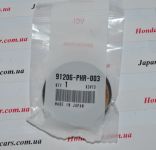 Сальник приводного вала правого Honda 91206-PHR-003
